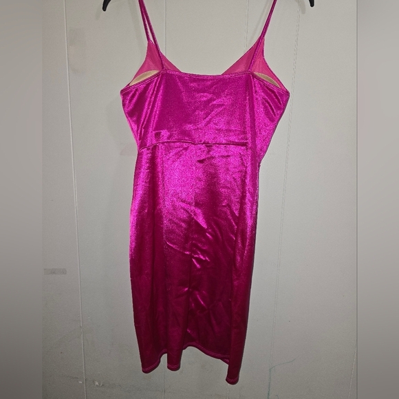 Lulus Magenta Pink Satin Mini Dress,.Size Medium - Picture 8 of 11
